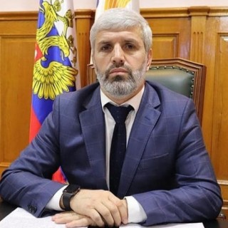 Поздравление врио главы Кизилюртовского района Алиасхаба Шабанова с Новым годом !